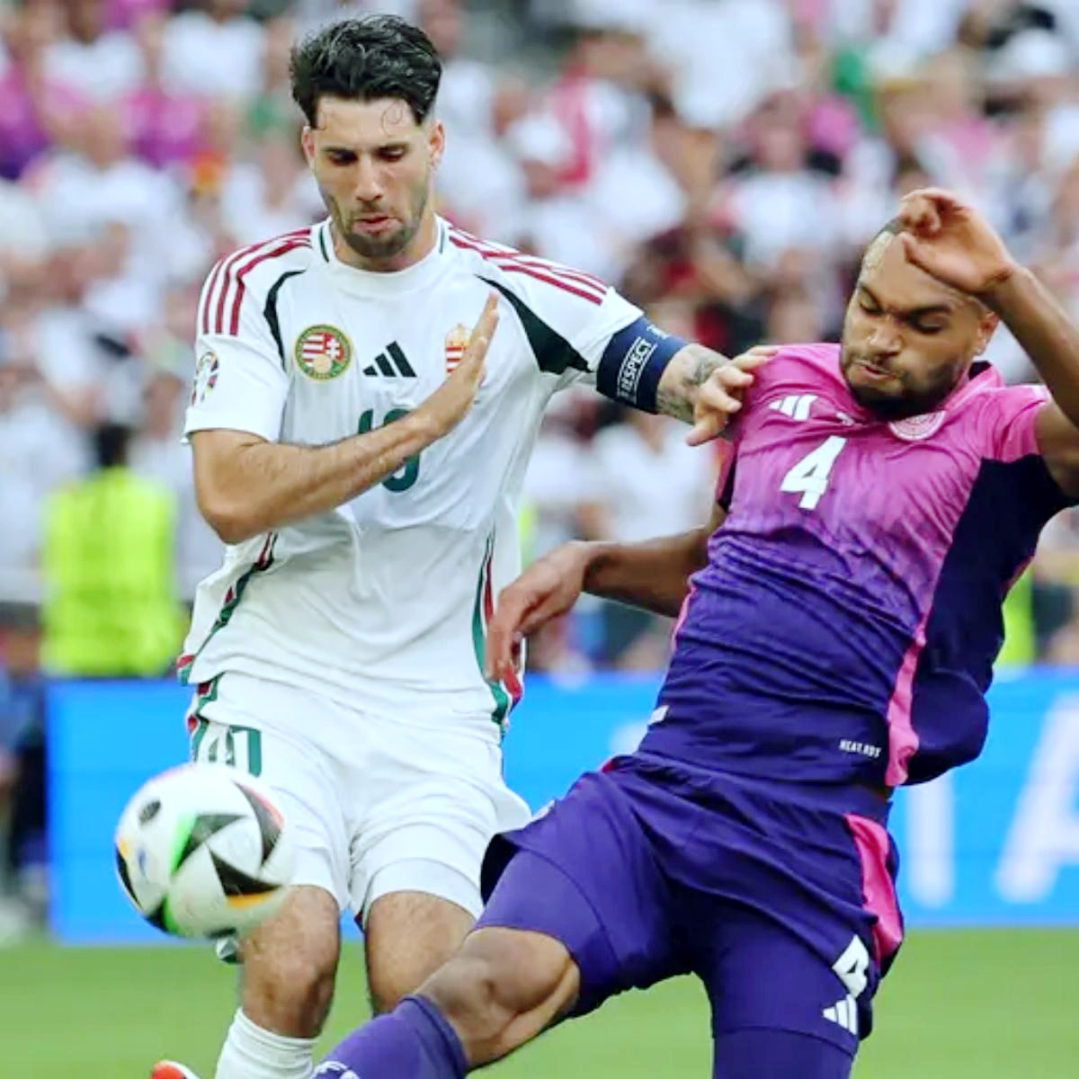 欧洲足球联赛中精彩对决引爆球迷热情(欧洲足球联赛中精彩对决引爆球迷热情视频) 欧洲足球联赛中精彩对决引爆球迷热情(欧洲足球联赛中精彩对决引爆球迷热情视频)