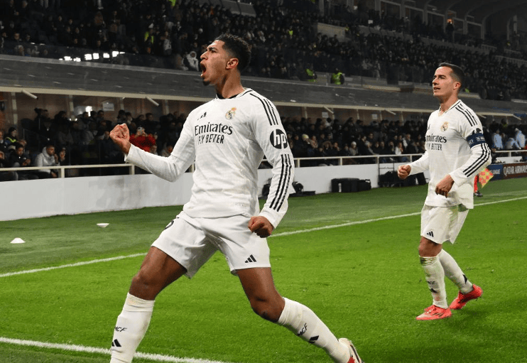 关于阿贾克斯狂胜皇马,演绎欧冠传奇的信息 关于阿贾克斯狂胜皇马,演绎欧冠传奇的信息